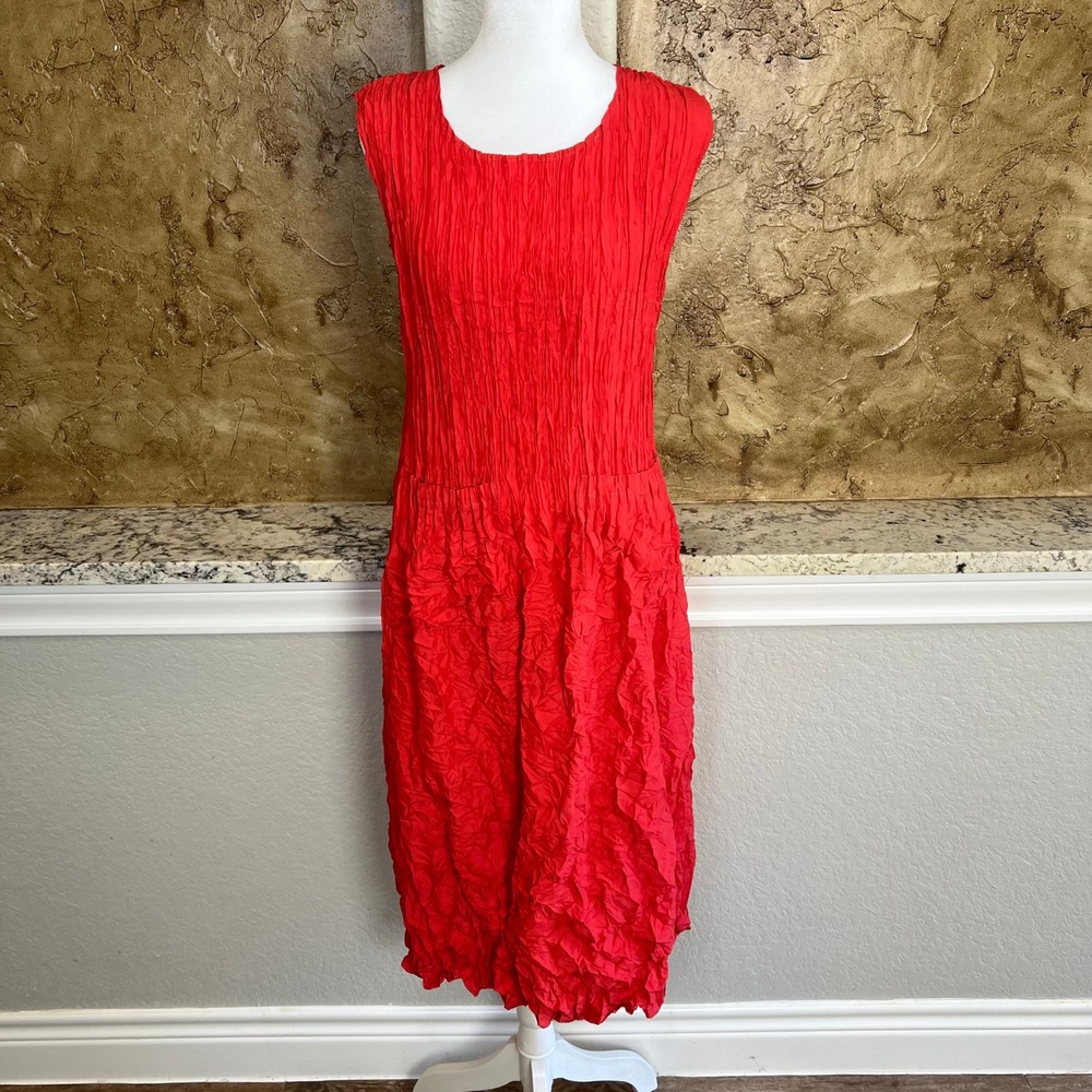 Alquema Long Crinkle Dress Size 2 Red Accordion‎ Pleat Sleeveless Smash Pocket